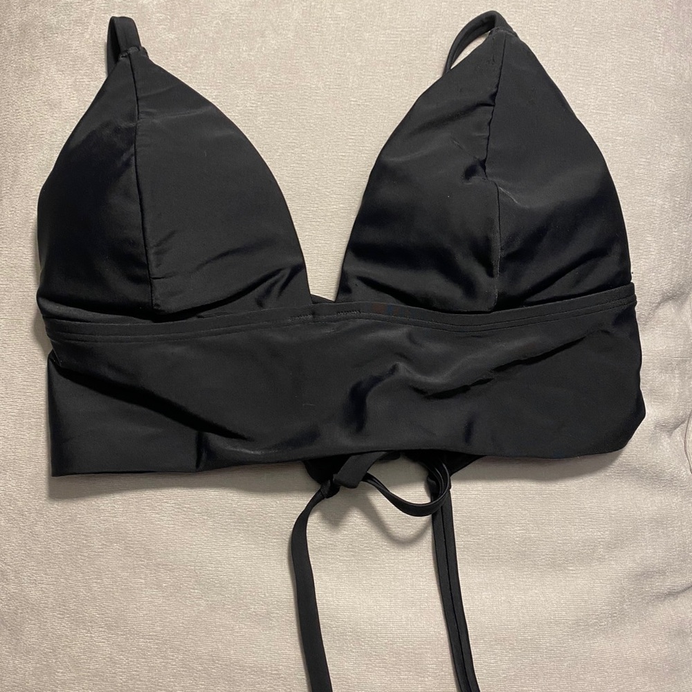 Woman's bikini top